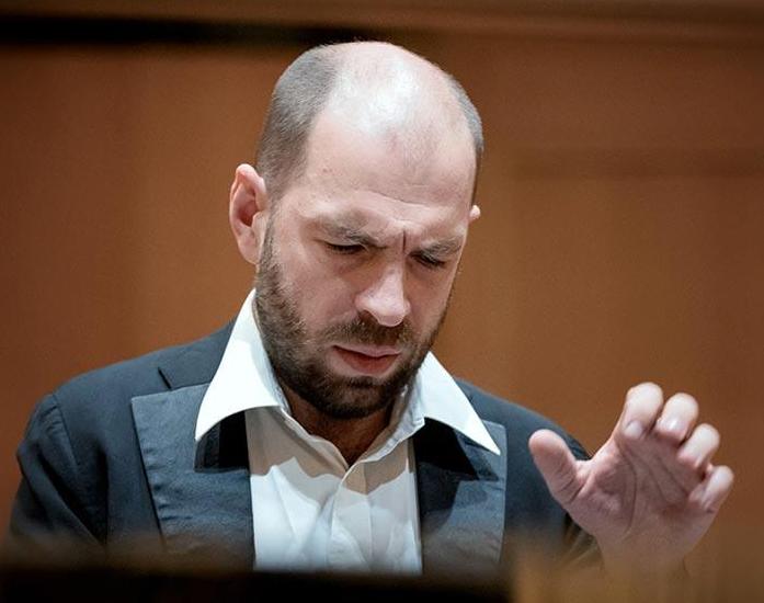 KOROBEINIKOV –  Philhar’Intime